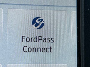 2020 Ford Fusion Hybrid SE ~Odometer is 30333 miles below market average!